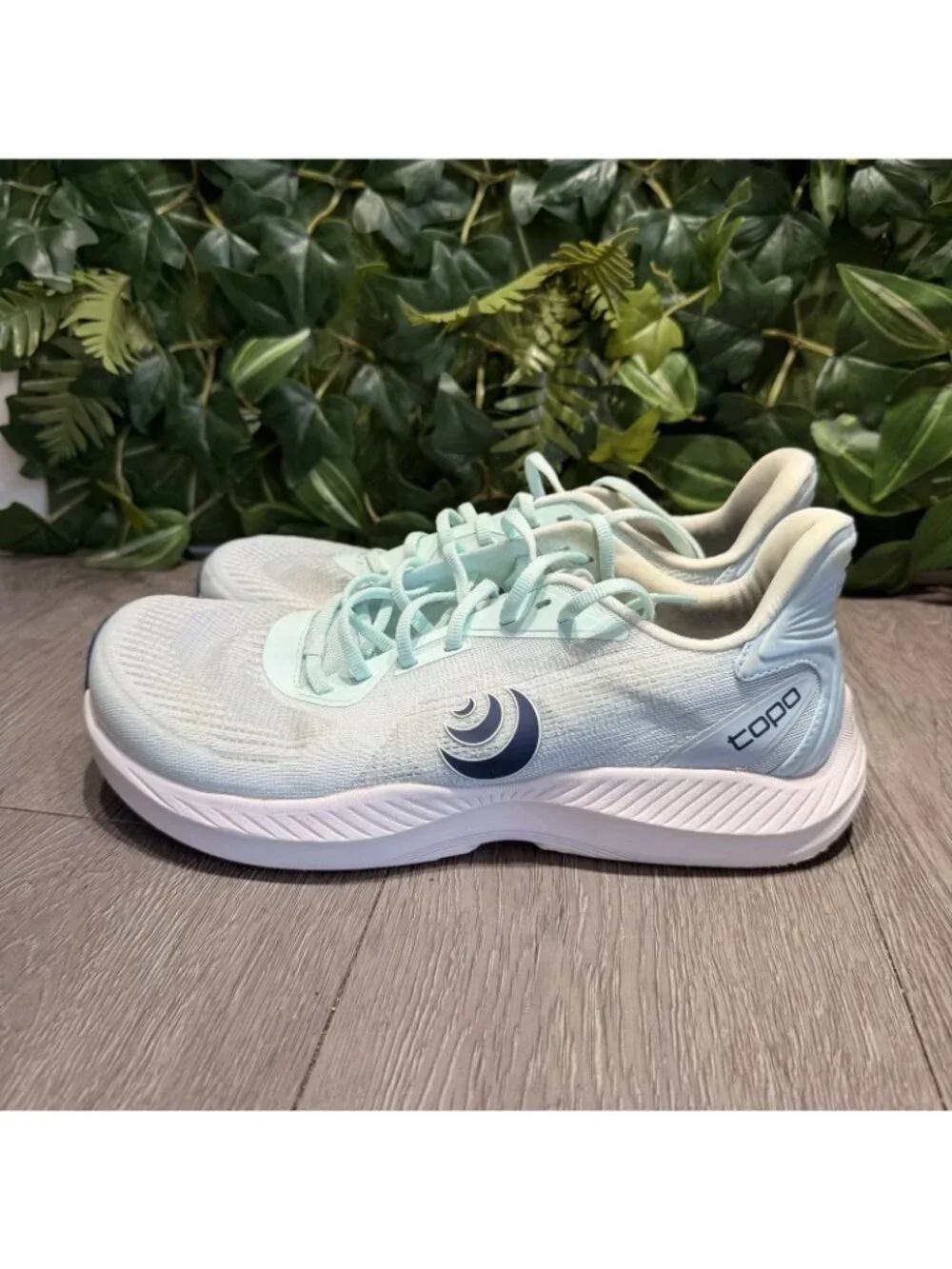 Topo Athletic FLI-LYTE 5 Shoes Womens Sz 9.5 Blue Sky Road Running Lightweight